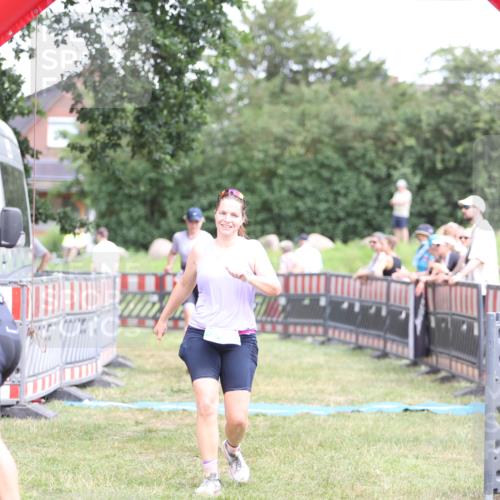 21.06.2026 - 29. Vierlanden-Triathlon Andreas Tolksdorf http://msf.ph/oto/9893762 21.06.2026 14:16:40 Ziel 830, 1111, 1144, 830, 1111, 1144 meine-sportfotos.de