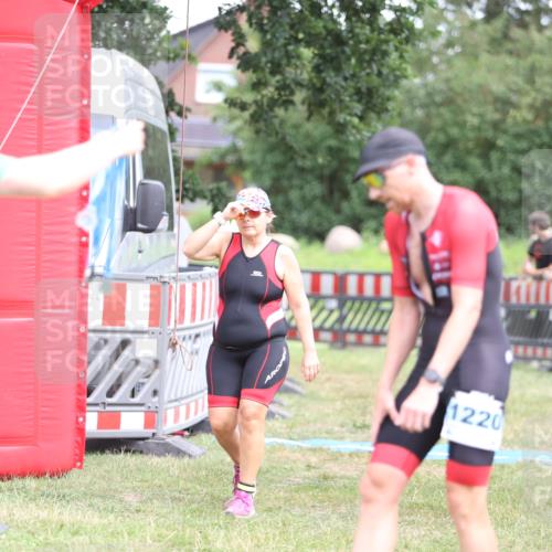 21.06.2026 - 29. Vierlanden-Triathlon Andreas Tolksdorf http://msf.ph/oto/9893795 21.06.2026 14:17:08 Ziel 89, 850, 1129, 1155, 1173, 89, 850, 1129, 1155, 1173 meine-sportfotos.de