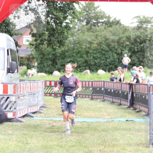 21.06.2026 - 29. Vierlanden-Triathlon Andreas Tolksdorf http://msf.ph/oto/9893829 21.06.2026 14:18:14 Ziel 1164, 1164 meine-sportfotos.de