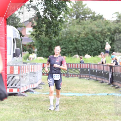 21.06.2026 - 29. Vierlanden-Triathlon Andreas Tolksdorf http://msf.ph/oto/9893838 21.06.2026 14:18:15 Ziel 1164, 1164 meine-sportfotos.de