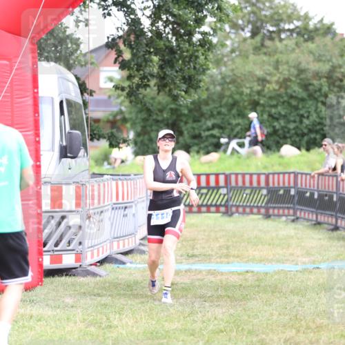 21.06.2026 - 29. Vierlanden-Triathlon Andreas Tolksdorf http://msf.ph/oto/9893854 21.06.2026 14:18:32 Ziel 1110, 1110 meine-sportfotos.de