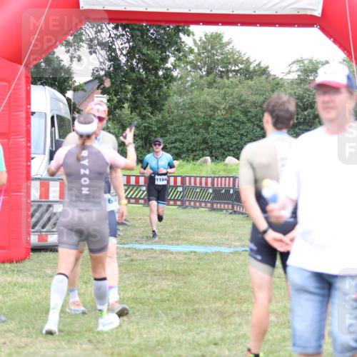21.06.2026 - 29. Vierlanden-Triathlon Andreas Tolksdorf http://msf.ph/oto/9893893 21.06.2026 14:30:21 Ziel 1167, 1184, 1167, 1184 meine-sportfotos.de