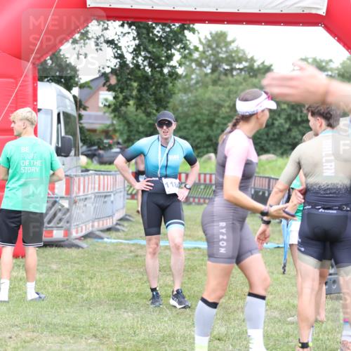 21.06.2026 - 29. Vierlanden-Triathlon Andreas Tolksdorf http://msf.ph/oto/9893899 21.06.2026 14:30:27 Ziel 1137, 1167, 1184, 1137, 1167, 1184 meine-sportfotos.de