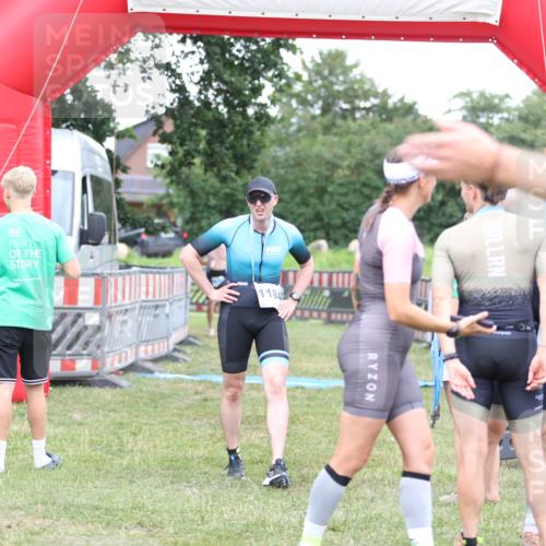 21.06.2026 - 29. Vierlanden-Triathlon Andreas Tolksdorf http://msf.ph/oto/9893903 21.06.2026 14:30:27 Ziel 1137, 1167, 1184, 1137, 1167, 1184 meine-sportfotos.de