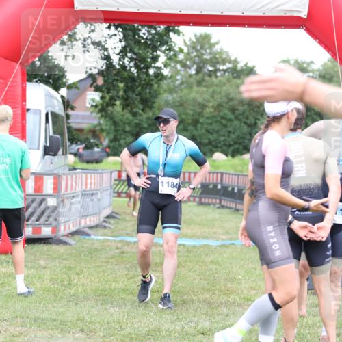 21.06.2026 - 29. Vierlanden-Triathlon Andreas Tolksdorf http://msf.ph/oto/9893909 21.06.2026 14:30:28 Ziel 1137, 1167, 1137, 1167 meine-sportfotos.de