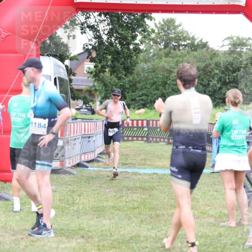 21.06.2026 - 29. Vierlanden-Triathlon Andreas Tolksdorf http://msf.ph/oto/9893913 21.06.2026 14:30:30 Ziel 1137, 1167, 1137, 1167 meine-sportfotos.de