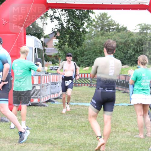21.06.2026 - 29. Vierlanden-Triathlon Andreas Tolksdorf http://msf.ph/oto/9893920 21.06.2026 14:30:31 Ziel 1137, 1167, 1137, 1167 meine-sportfotos.de