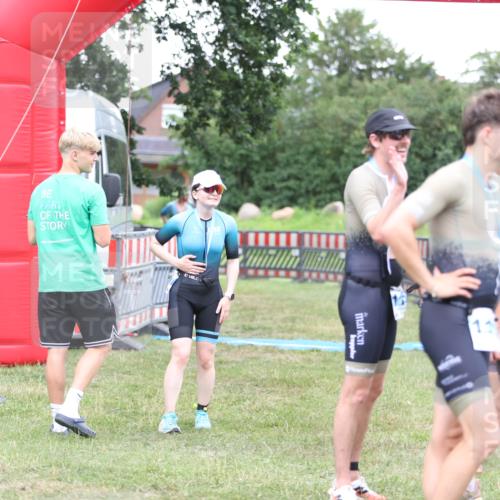21.06.2026 - 29. Vierlanden-Triathlon Andreas Tolksdorf http://msf.ph/oto/9893927 21.06.2026 14:30:42 Ziel 183, 1137, 1172, 1180, 183, 1137, 1172, 1180 meine-sportfotos.de