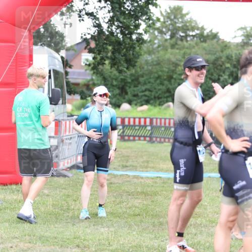 21.06.2026 - 29. Vierlanden-Triathlon Andreas Tolksdorf http://msf.ph/oto/9893930 21.06.2026 14:30:42 Ziel 183, 1137, 1172, 1180, 183, 1137, 1172, 1180 meine-sportfotos.de