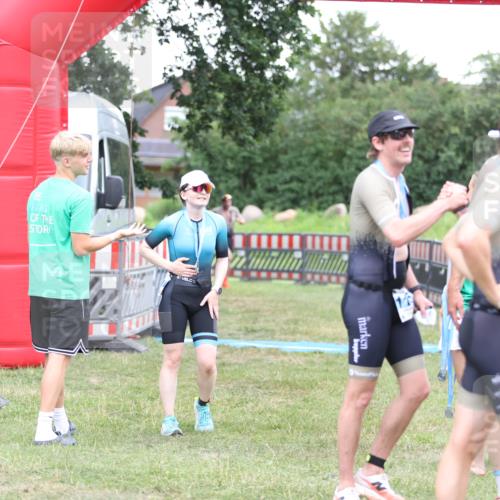 21.06.2026 - 29. Vierlanden-Triathlon Andreas Tolksdorf http://msf.ph/oto/9893934 21.06.2026 14:30:42 Ziel 183, 1137, 1172, 1180, 183, 1137, 1172, 1180 meine-sportfotos.de