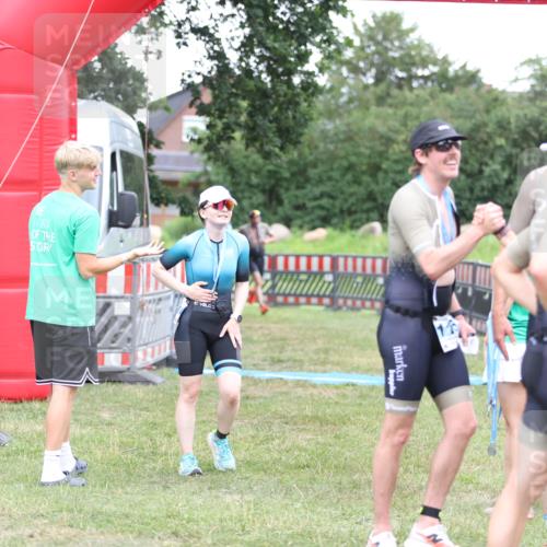 21.06.2026 - 29. Vierlanden-Triathlon Andreas Tolksdorf http://msf.ph/oto/9893936 21.06.2026 14:30:42 Ziel 183, 1137, 1172, 1180, 183, 1137, 1172, 1180 meine-sportfotos.de