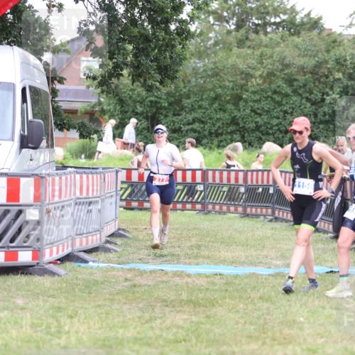 21.06.2026 - 29. Vierlanden-Triathlon Andreas Tolksdorf http://msf.ph/oto/9893965 21.06.2026 14:31:23 Ziel 277, 277 meine-sportfotos.de