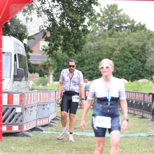 21.06.2026 - 29. Vierlanden-Triathlon Andreas Tolksdorf http://msf.ph/oto/9893985 21.06.2026 14:31:39 Ziel 1125, 1199, 1200, 1125, 1199, 1200 meine-sportfotos.de