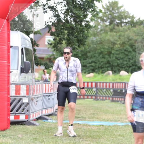 21.06.2026 - 29. Vierlanden-Triathlon Andreas Tolksdorf http://msf.ph/oto/9893997 21.06.2026 14:31:40 Ziel 1125, 1199, 1200, 1125, 1199, 1200 meine-sportfotos.de