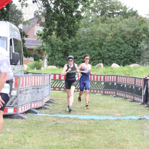 21.06.2026 - 29. Vierlanden-Triathlon Andreas Tolksdorf http://msf.ph/oto/9894004 21.06.2026 14:31:44 Ziel 1125, 1200, 1125, 1200 meine-sportfotos.de