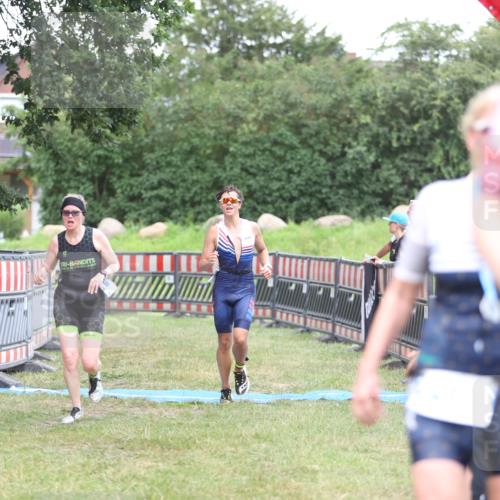 21.06.2026 - 29. Vierlanden-Triathlon Andreas Tolksdorf http://msf.ph/oto/9894017 21.06.2026 14:31:45 Ziel 1125, 1200, 1125, 1200 meine-sportfotos.de