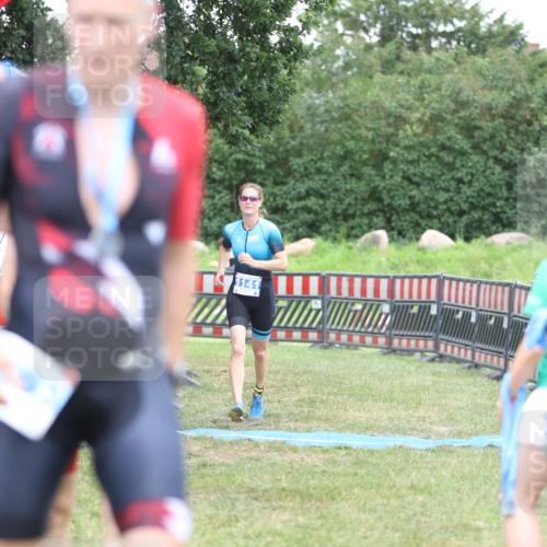21.06.2026 - 29. Vierlanden-Triathlon Andreas Tolksdorf http://msf.ph/oto/9894061 21.06.2026 14:33:37 Ziel 1141, 1227, 1141, 1227 meine-sportfotos.de