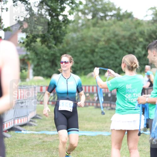 21.06.2026 - 29. Vierlanden-Triathlon Andreas Tolksdorf http://msf.ph/oto/9894068 21.06.2026 14:33:40 Ziel 1141, 1227, 1141, 1227 meine-sportfotos.de