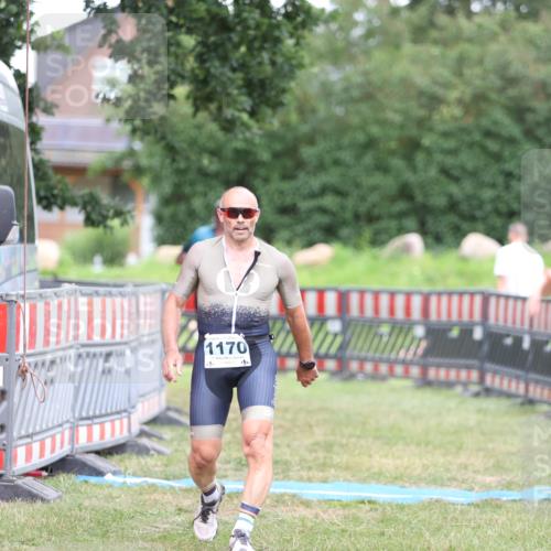 21.06.2026 - 29. Vierlanden-Triathlon Andreas Tolksdorf http://msf.ph/oto/9894091 21.06.2026 14:35:31 Ziel 1170, 1181, 1170, 1181 meine-sportfotos.de