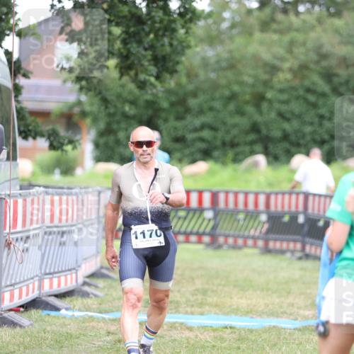 21.06.2026 - 29. Vierlanden-Triathlon Andreas Tolksdorf http://msf.ph/oto/9894099 21.06.2026 14:35:31 Ziel 1170, 1181, 1170, 1181 meine-sportfotos.de