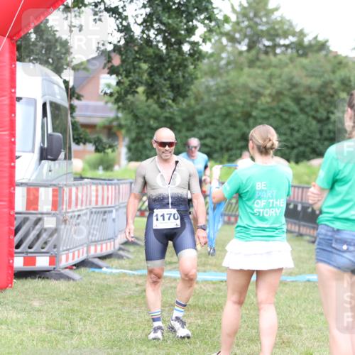 21.06.2026 - 29. Vierlanden-Triathlon Andreas Tolksdorf http://msf.ph/oto/9894102 21.06.2026 14:35:32 Ziel 1170, 1181, 1170, 1181 meine-sportfotos.de