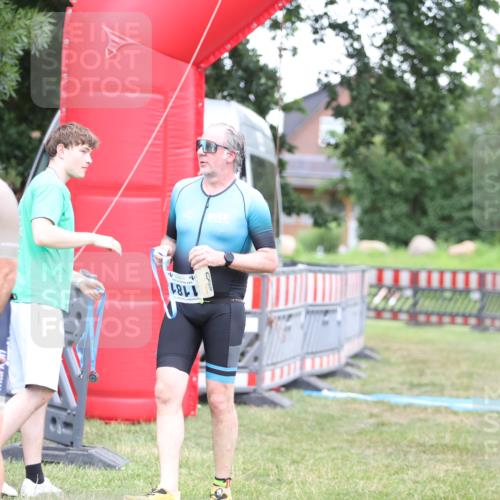 21.06.2026 - 29. Vierlanden-Triathlon Andreas Tolksdorf http://msf.ph/oto/9894110 21.06.2026 14:35:39 Ziel 1096, 1181, 1096, 1181 meine-sportfotos.de