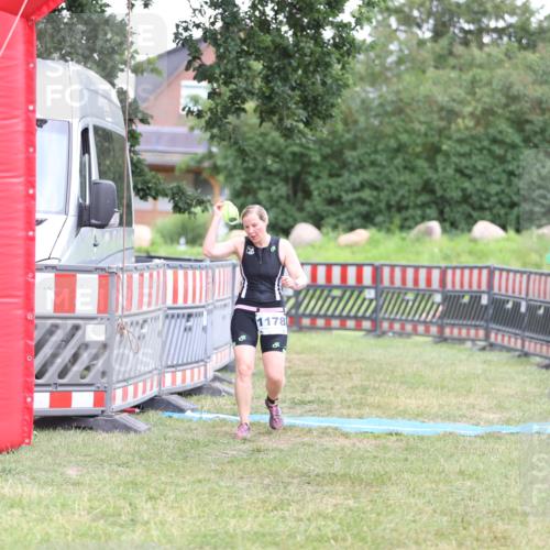 21.06.2026 - 29. Vierlanden-Triathlon Andreas Tolksdorf http://msf.ph/oto/9894128 21.06.2026 14:36:25 Ziel 228, 1178, 228, 1178 meine-sportfotos.de