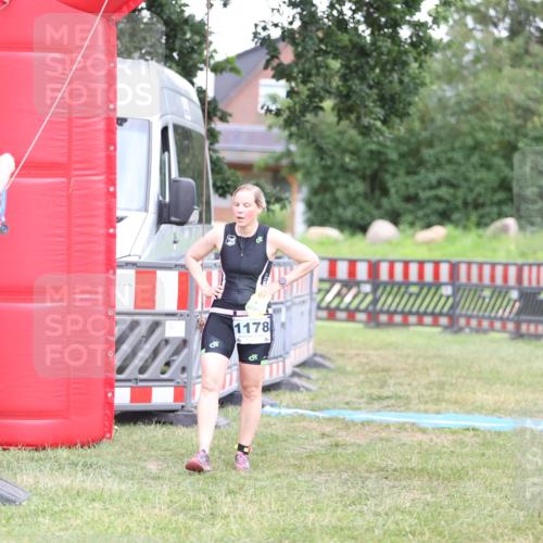 21.06.2026 - 29. Vierlanden-Triathlon Andreas Tolksdorf http://msf.ph/oto/9894145 21.06.2026 14:36:28 Ziel 228, 1178, 228, 1178 meine-sportfotos.de