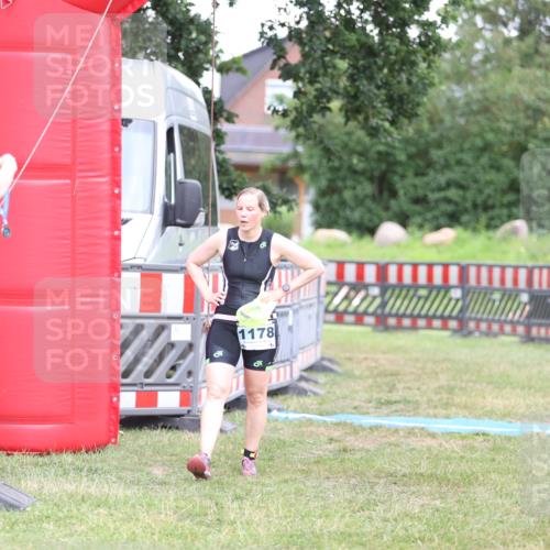 21.06.2026 - 29. Vierlanden-Triathlon Andreas Tolksdorf http://msf.ph/oto/9894146 21.06.2026 14:36:28 Ziel 228, 1178, 228, 1178 meine-sportfotos.de