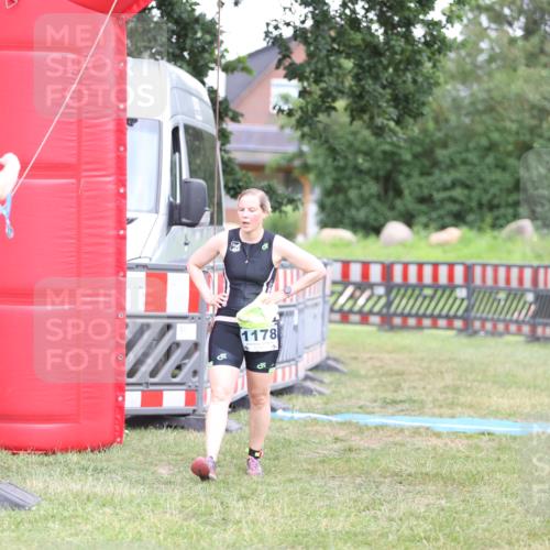 21.06.2026 - 29. Vierlanden-Triathlon Andreas Tolksdorf http://msf.ph/oto/9894147 21.06.2026 14:36:28 Ziel 228, 1178, 228, 1178 meine-sportfotos.de