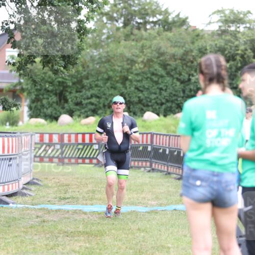 21.06.2026 - 29. Vierlanden-Triathlon Andreas Tolksdorf http://msf.ph/oto/9894167 21.06.2026 14:37:11 Ziel 1174, 1210, 1174, 1210 meine-sportfotos.de