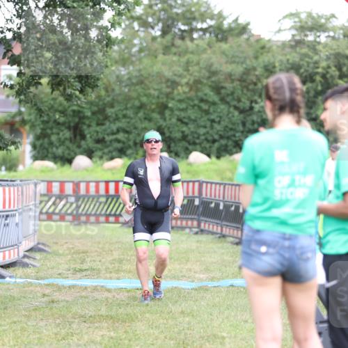 21.06.2026 - 29. Vierlanden-Triathlon Andreas Tolksdorf http://msf.ph/oto/9894174 21.06.2026 14:37:12 Ziel 1174, 1210, 1174, 1210 meine-sportfotos.de