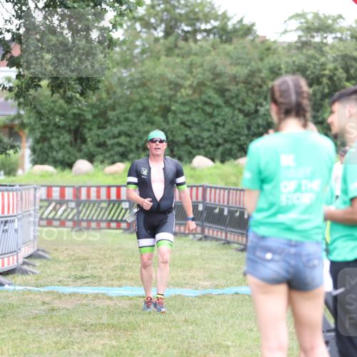 21.06.2026 - 29. Vierlanden-Triathlon Andreas Tolksdorf http://msf.ph/oto/9894176 21.06.2026 14:37:12 Ziel 1174, 1210, 1174, 1210 meine-sportfotos.de