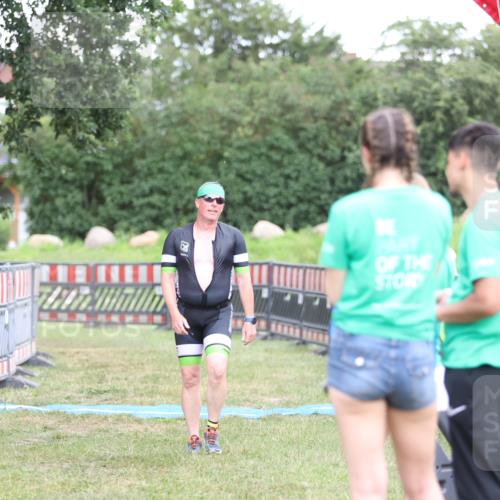 21.06.2026 - 29. Vierlanden-Triathlon Andreas Tolksdorf http://msf.ph/oto/9894181 21.06.2026 14:37:13 Ziel 1174, 1210, 1174, 1210 meine-sportfotos.de