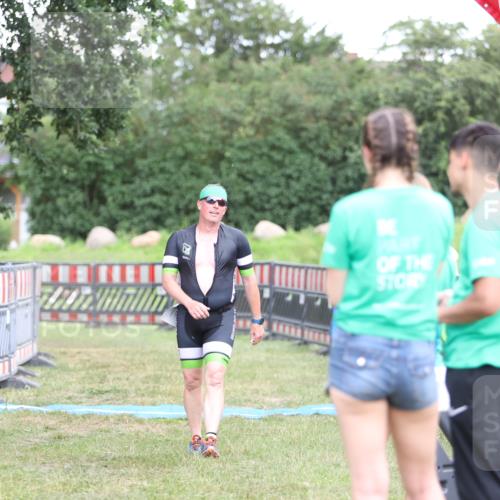 21.06.2026 - 29. Vierlanden-Triathlon Andreas Tolksdorf http://msf.ph/oto/9894183 21.06.2026 14:37:13 Ziel 1174, 1210, 1174, 1210 meine-sportfotos.de
