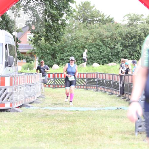 21.06.2026 - 29. Vierlanden-Triathlon Andreas Tolksdorf http://msf.ph/oto/9894241 21.06.2026 14:41:34 Ziel 836, 1202, 836, 1202 meine-sportfotos.de