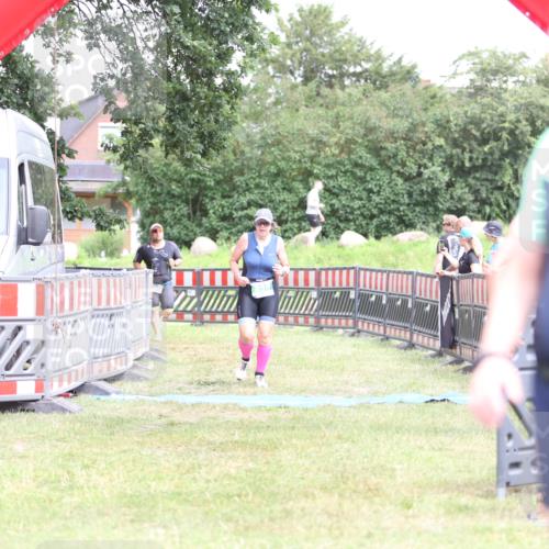 21.06.2026 - 29. Vierlanden-Triathlon Andreas Tolksdorf http://msf.ph/oto/9894242 21.06.2026 14:41:35 Ziel 836, 1202, 836, 1202 meine-sportfotos.de