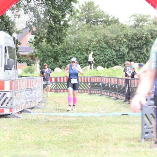 21.06.2026 - 29. Vierlanden-Triathlon Andreas Tolksdorf http://msf.ph/oto/9894244 21.06.2026 14:41:35 Ziel 836, 1202, 836, 1202 meine-sportfotos.de