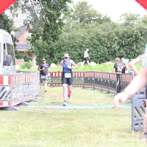 21.06.2026 - 29. Vierlanden-Triathlon Andreas Tolksdorf http://msf.ph/oto/9894247 21.06.2026 14:41:35 Ziel 836, 1202, 836, 1202 meine-sportfotos.de