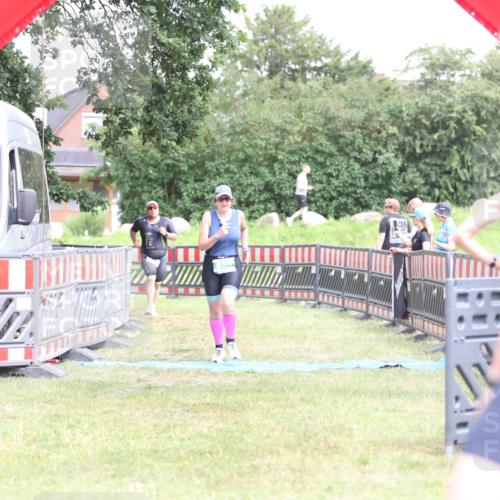 21.06.2026 - 29. Vierlanden-Triathlon Andreas Tolksdorf http://msf.ph/oto/9894252 21.06.2026 14:41:35 Ziel 836, 1202, 836, 1202 meine-sportfotos.de