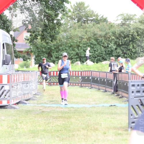 21.06.2026 - 29. Vierlanden-Triathlon Andreas Tolksdorf http://msf.ph/oto/9894253 21.06.2026 14:41:35 Ziel 836, 1202, 836, 1202 meine-sportfotos.de