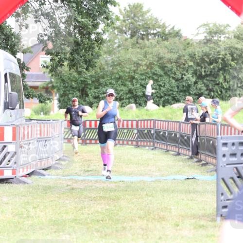 21.06.2026 - 29. Vierlanden-Triathlon Andreas Tolksdorf http://msf.ph/oto/9894254 21.06.2026 14:41:35 Ziel 836, 1202, 836, 1202 meine-sportfotos.de