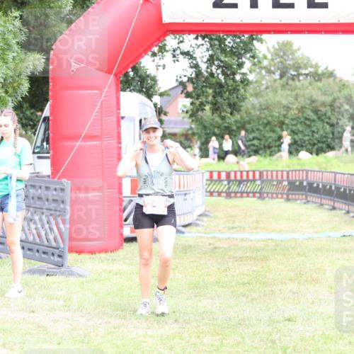 21.06.2026 - 29. Vierlanden-Triathlon Andreas Tolksdorf http://msf.ph/oto/9894293 21.06.2026 14:42:51 Ziel  meine-sportfotos.de