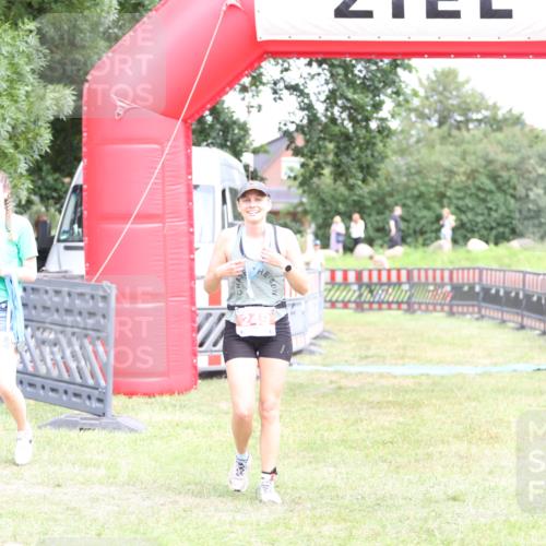 21.06.2026 - 29. Vierlanden-Triathlon Andreas Tolksdorf http://msf.ph/oto/9894298 21.06.2026 14:42:52 Ziel  meine-sportfotos.de