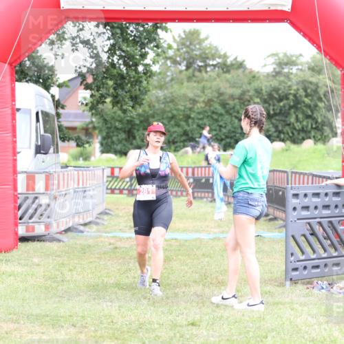 21.06.2026 - 29. Vierlanden-Triathlon Andreas Tolksdorf http://msf.ph/oto/9894324 21.06.2026 14:45:46 Ziel 281, 281 meine-sportfotos.de