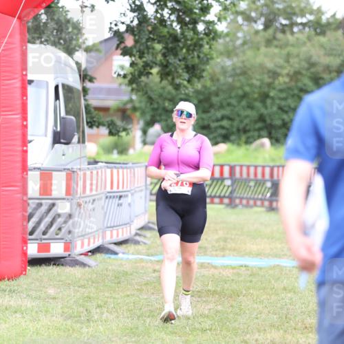 21.06.2026 - 29. Vierlanden-Triathlon Andreas Tolksdorf http://msf.ph/oto/9894379 21.06.2026 14:47:14 Ziel 276, 1208, 276, 1208 meine-sportfotos.de