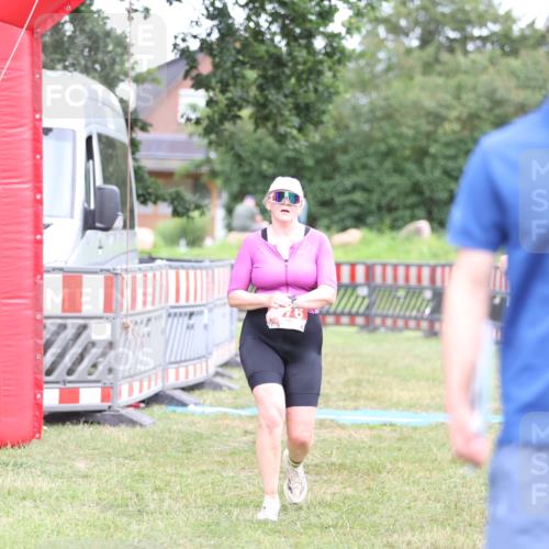 21.06.2026 - 29. Vierlanden-Triathlon Andreas Tolksdorf http://msf.ph/oto/9894382 21.06.2026 14:47:14 Ziel 276, 1208, 276, 1208 meine-sportfotos.de