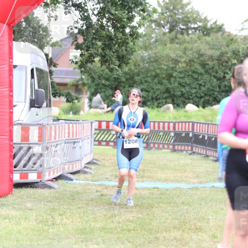 21.06.2026 - 29. Vierlanden-Triathlon Andreas Tolksdorf http://msf.ph/oto/9894399 21.06.2026 14:47:23 Ziel 1208, 1208 meine-sportfotos.de