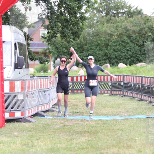 21.06.2026 - 29. Vierlanden-Triathlon Andreas Tolksdorf http://msf.ph/oto/9894443 21.06.2026 14:50:49 Ziel 236, 236 meine-sportfotos.de