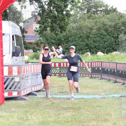 21.06.2026 - 29. Vierlanden-Triathlon Andreas Tolksdorf http://msf.ph/oto/9894450 21.06.2026 14:50:49 Ziel 236, 236 meine-sportfotos.de